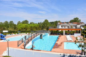 Feel at home in our cozy flat with shared pool Bibione